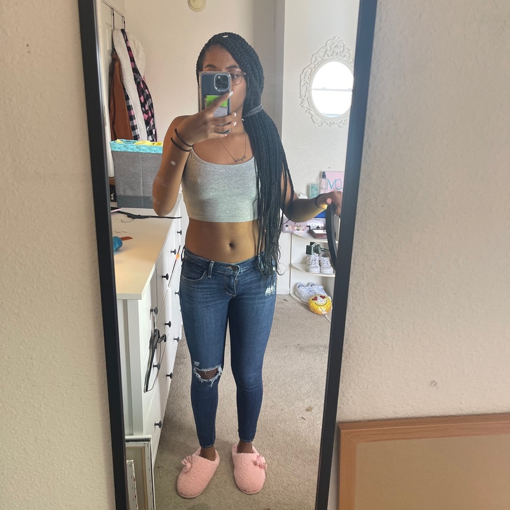 Skinny blue jeans